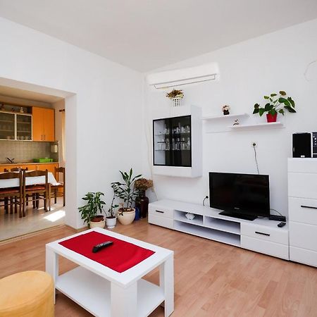 Apartment Ruza Lopar Exterior photo