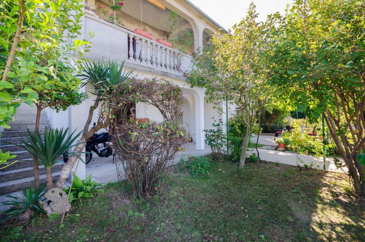 Apartment Ruza Lopar Exterior photo